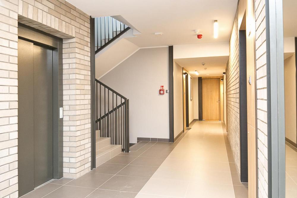 Apartament Black Zajezdnia Wrzeszcz Lägenhet Gdańsk Exteriör bild